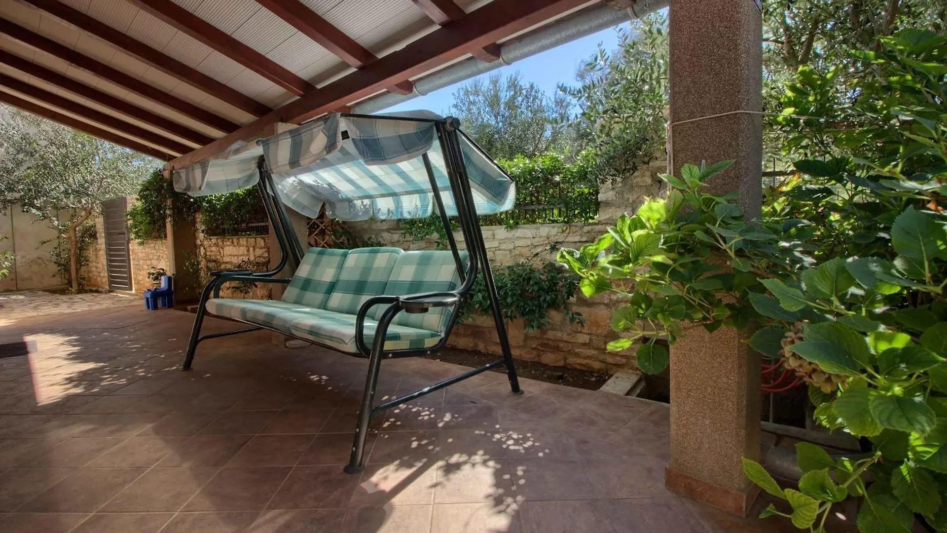 Ferienhaus Mit Privatpool Fuer 8 Personen Ca 150 Qm In Sisan, Istrien Suedkueste Von Istrien Dom wakacyjny